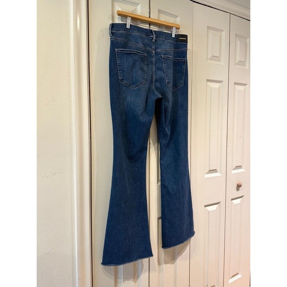 EXPRESS High Rise Flare Supersoft Ripped Knee Raw Hem Bell Bottom Stretch Jeans - Picture 7 of 11